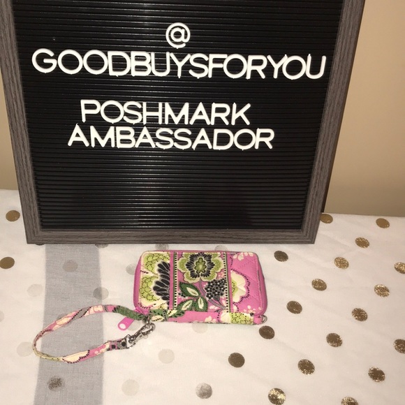 Vera Bradley Accessories - 💕Vera Bradley | Wallet | ID Holder 💕 #C#S